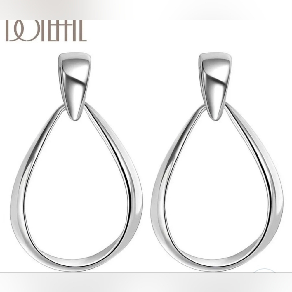 Elegant 925 Sterling Silver Teardrop Earrings